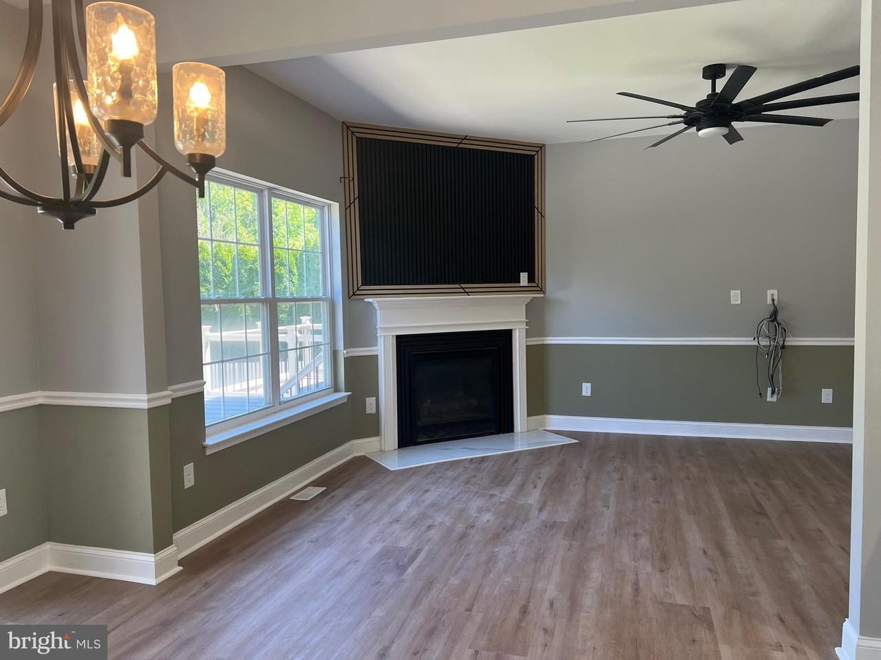 55 Glacier Dr - Photo 6 of 26