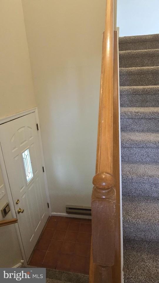 208 Foxmeadow Dr - Photo 2 of 22
