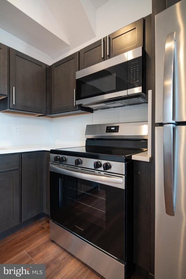 212 W Manheim St #3 - Photo 5 of 15