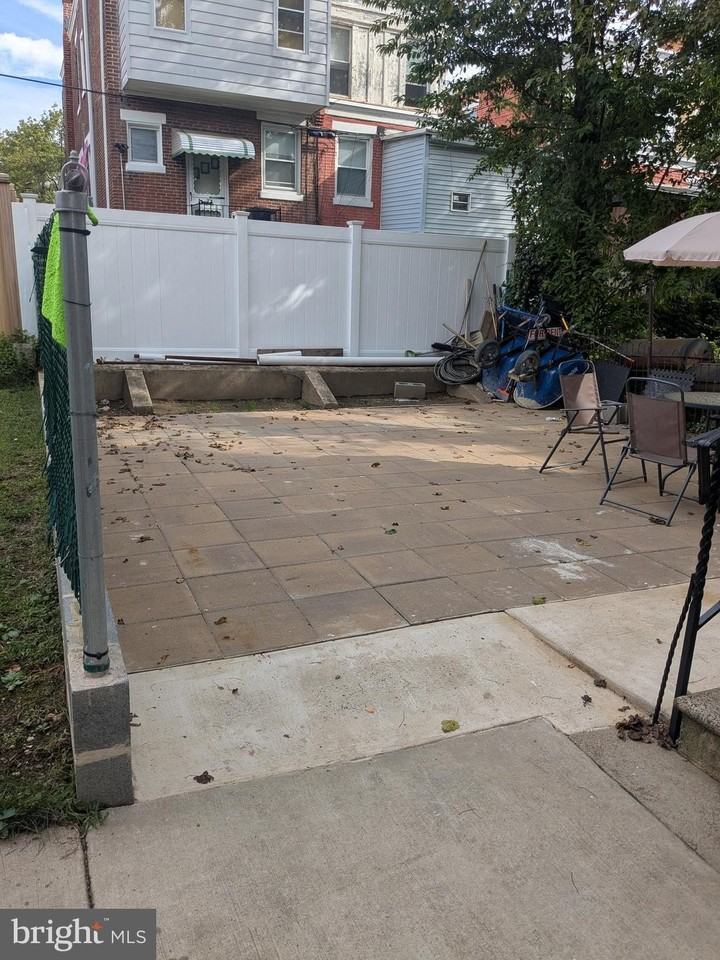 539 W Olney Ave - Photo 2 of 16