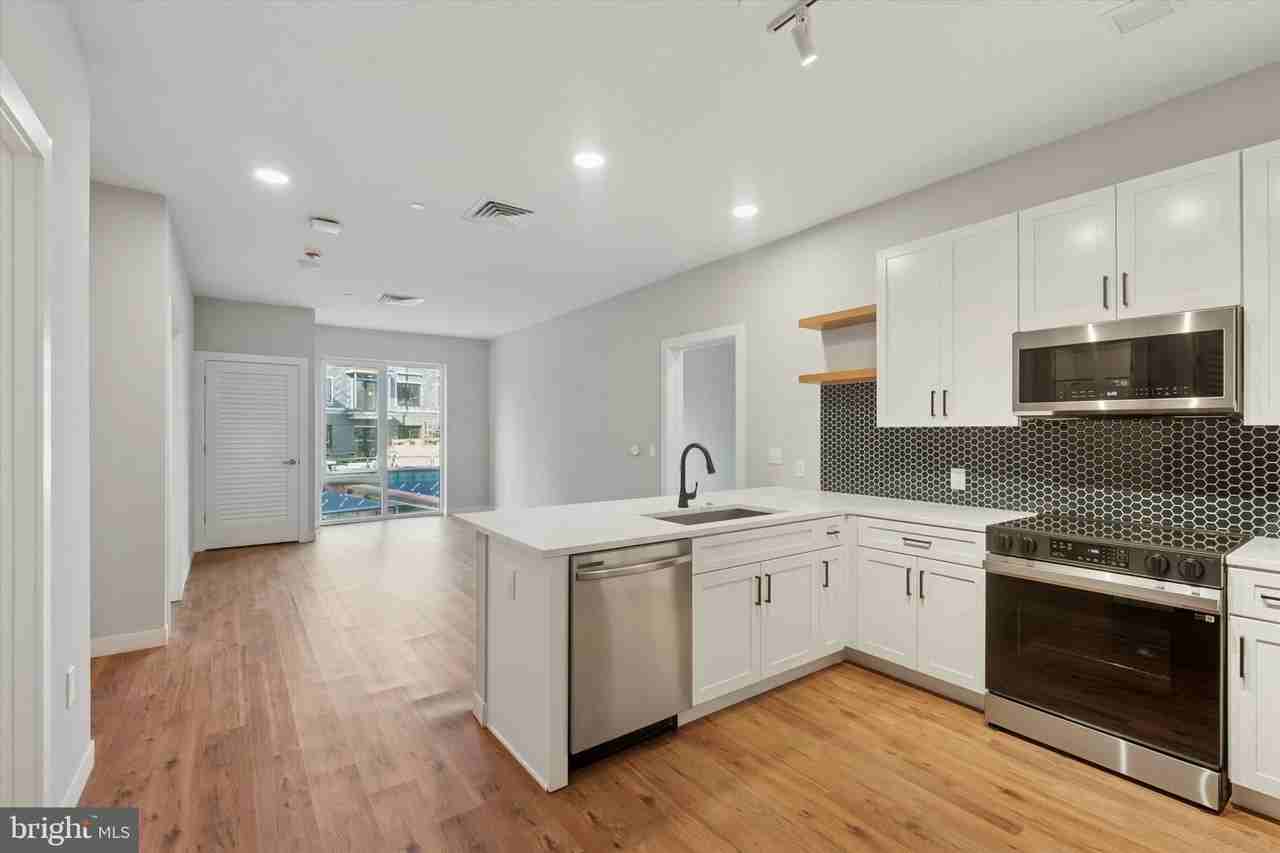 1219 Constitution Ave #2269