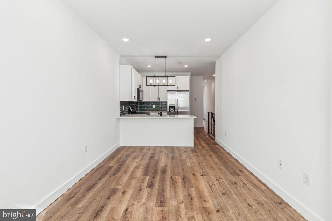 415 W York St #1 - Photo 4 of 21