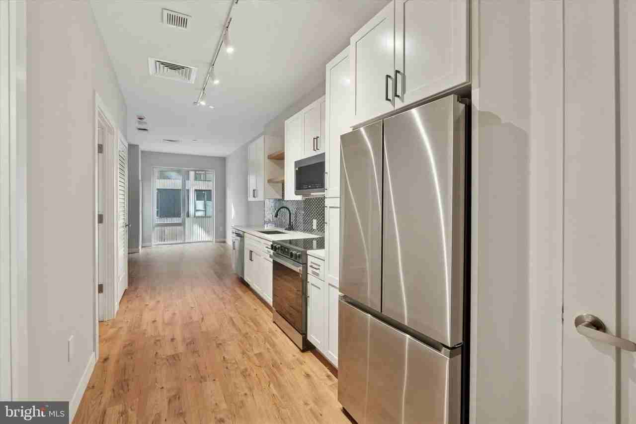1219 Constitution Ave #2662