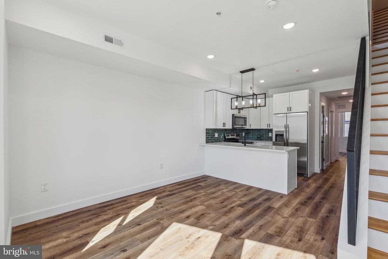 415 W York St #2 - Photo 5 of 27