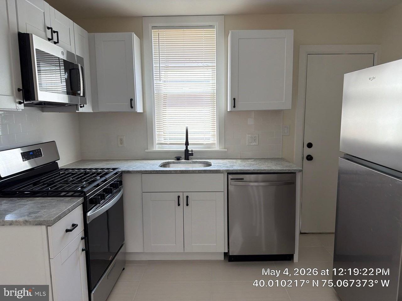 5349 Eadom St - Photo 7 of 30