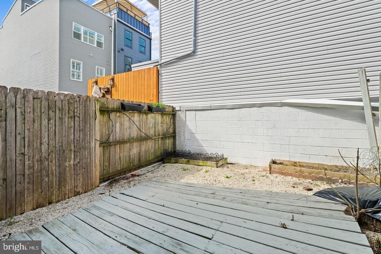 758 S 19th St #1 - Photo 7 of 7