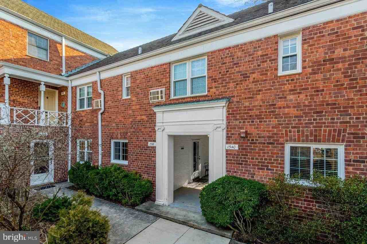 1538 Mount Eagle Pl - Photo 2 of 36