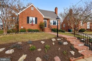 1727 Oakcrest Dr - Photo 1 of 1