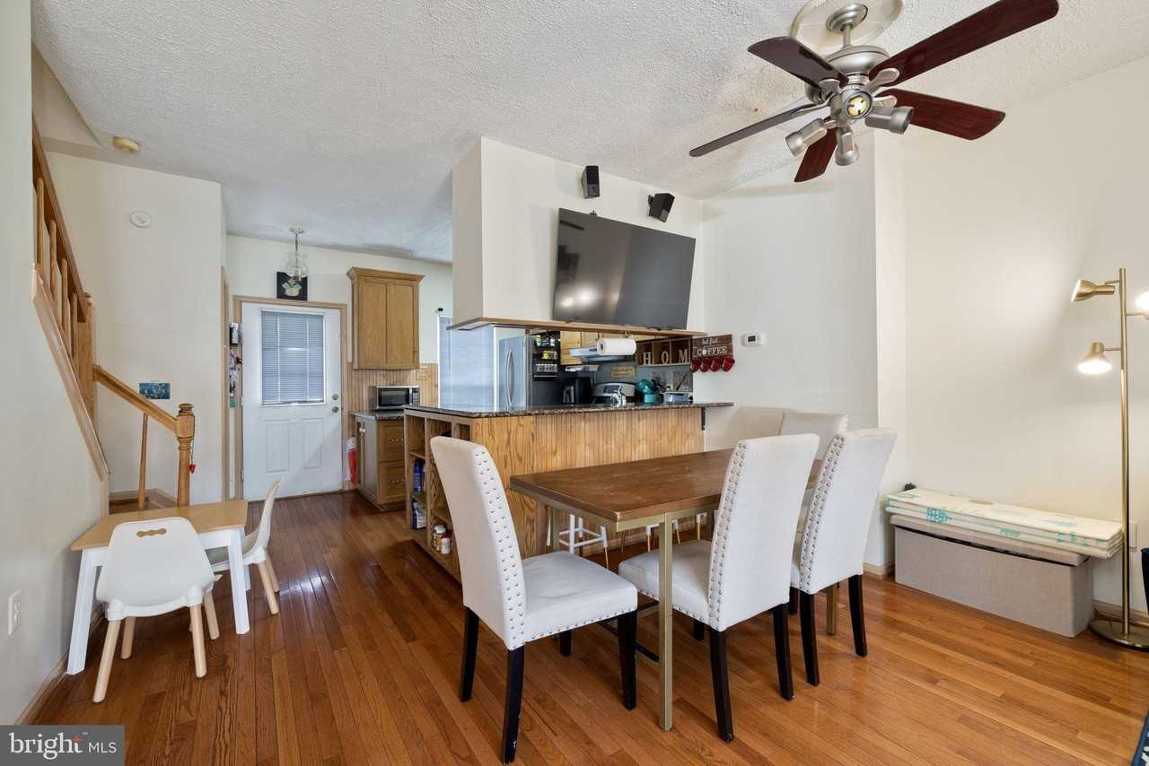 7248 Stover Dr - Photo 6 of 27