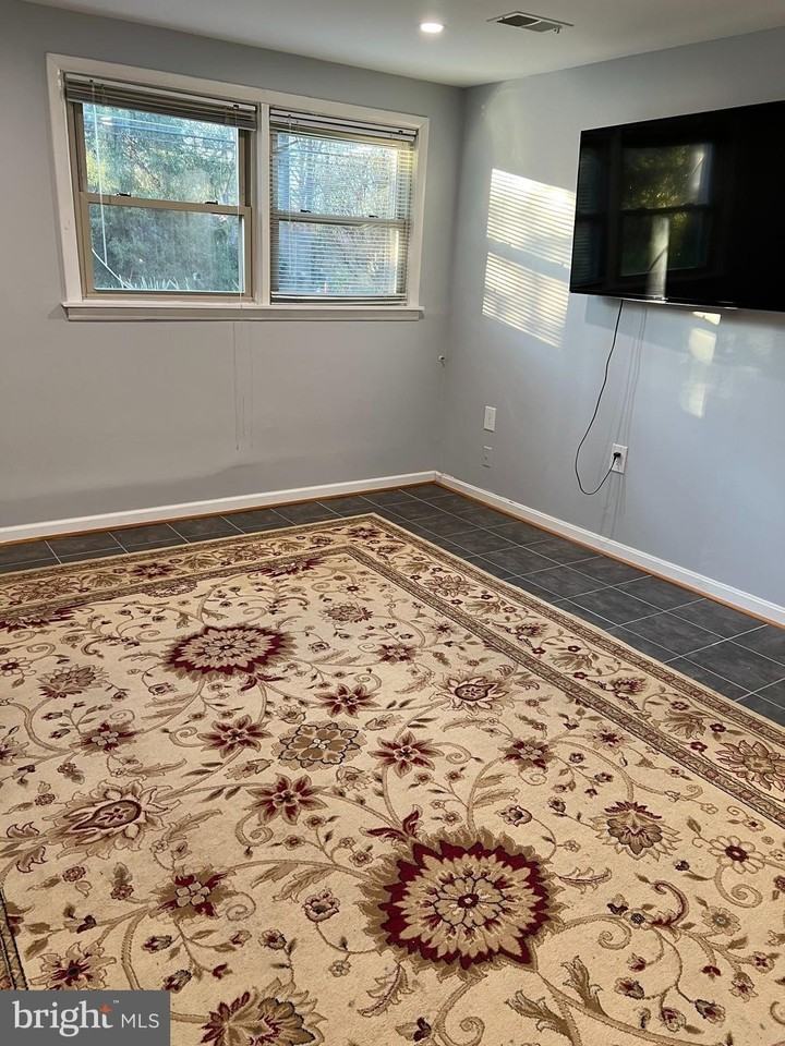 513 Creek Crossing Rd Ne - Photo 7 of 15