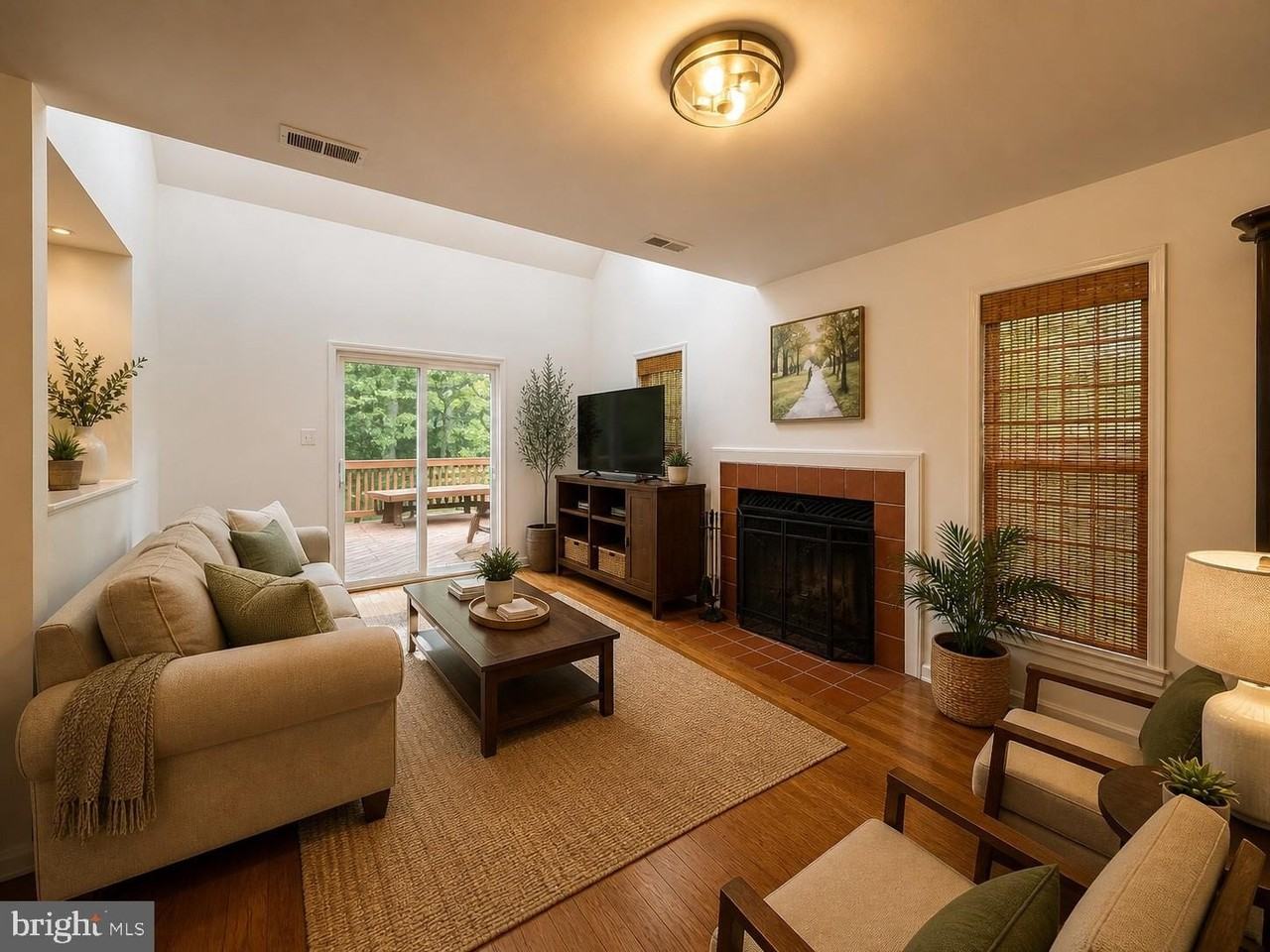 2819 Otsego Dr - Photo 4 of 31