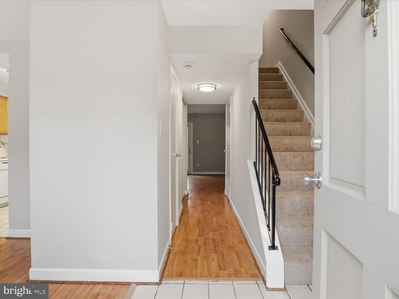 1145 Autumnhaze Ct - Photo 5 of 28