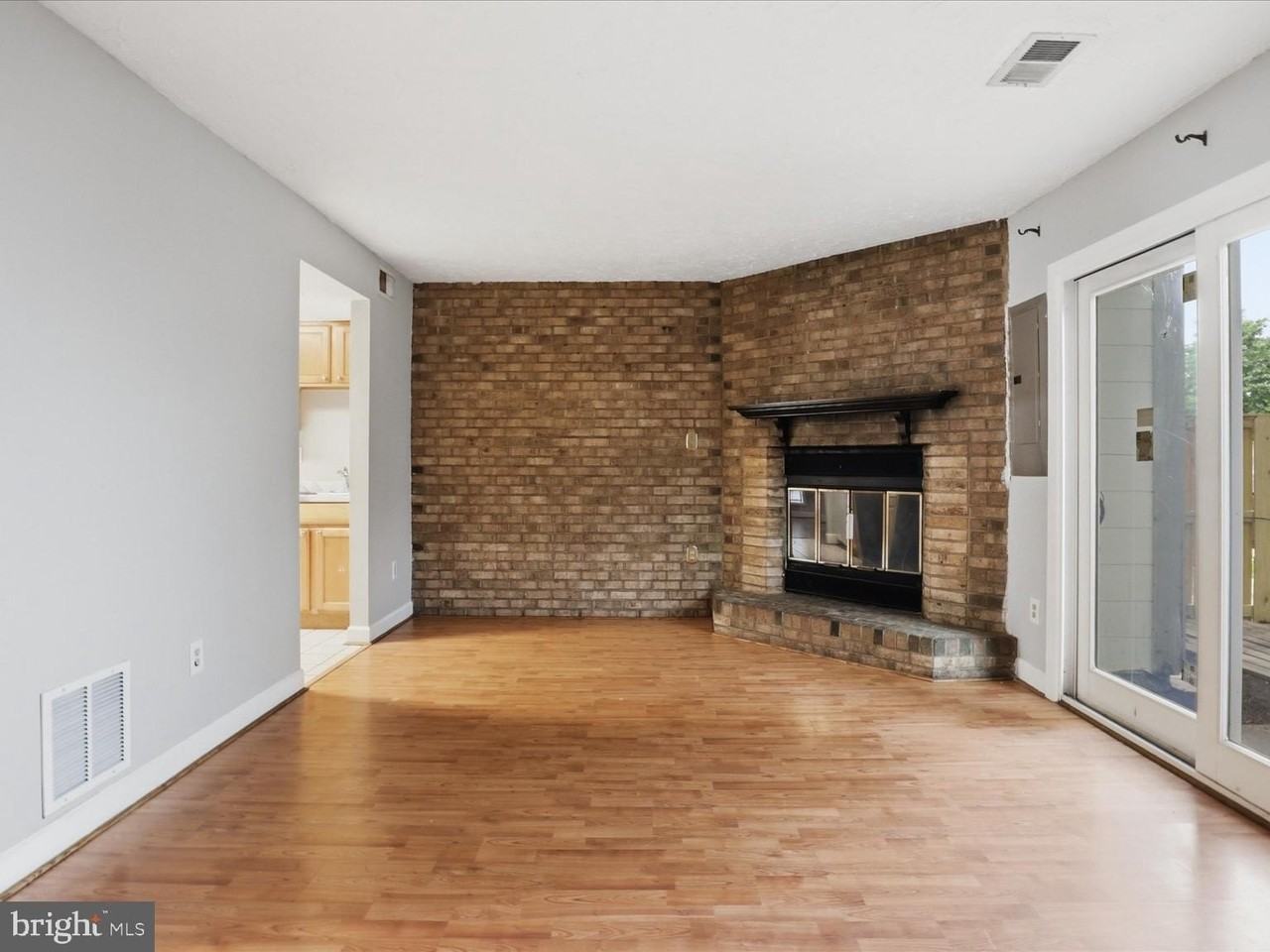 1145 Autumnhaze Ct - Photo 7 of 28