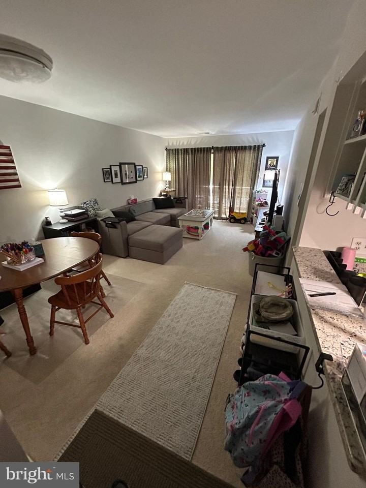 5821 Royal Ridge Dr Unit E #E - Photo 7 of 20