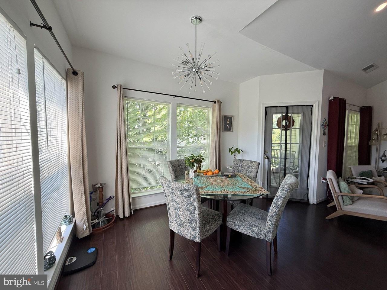 4142 Fountainside Ln #301 - Photo 5 of 19