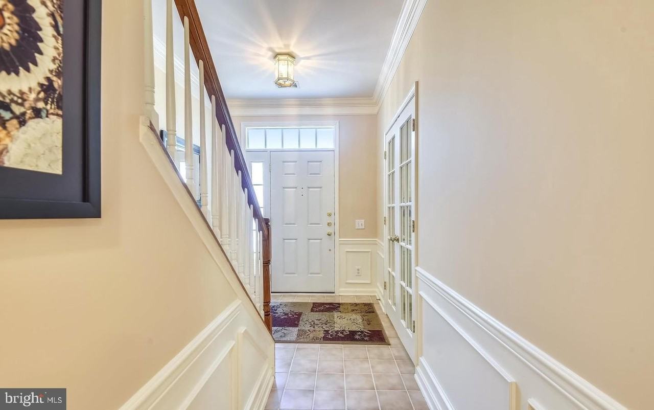 5011 Cool Fountain Ln - Photo 3 of 29
