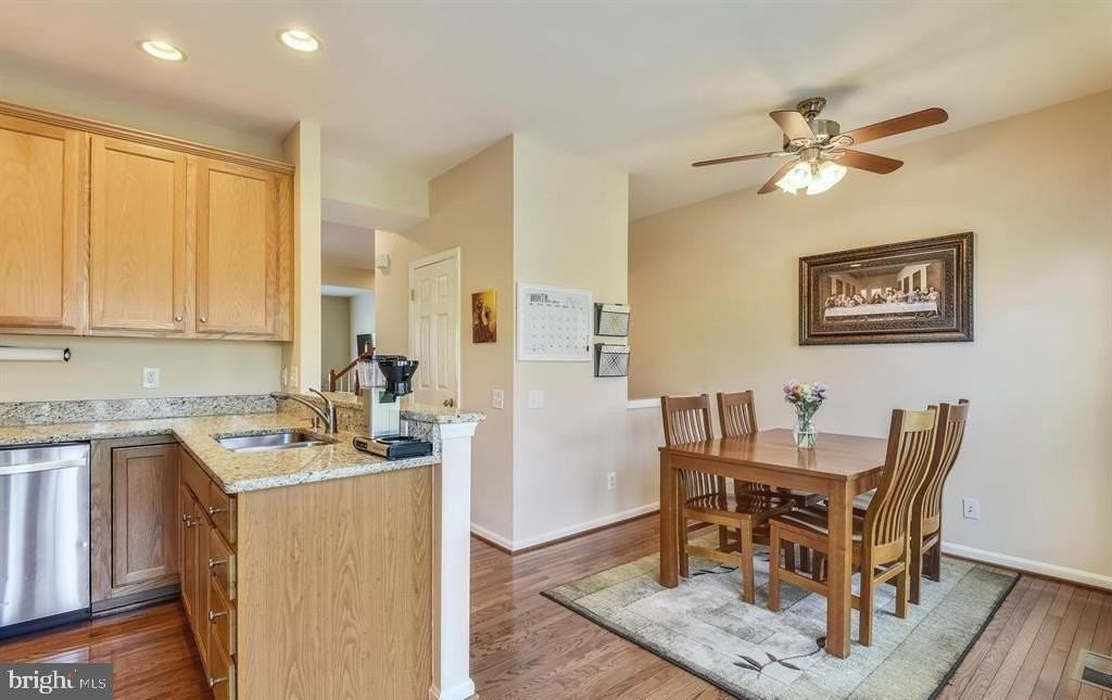 5011 Cool Fountain Ln - Photo 6 of 29