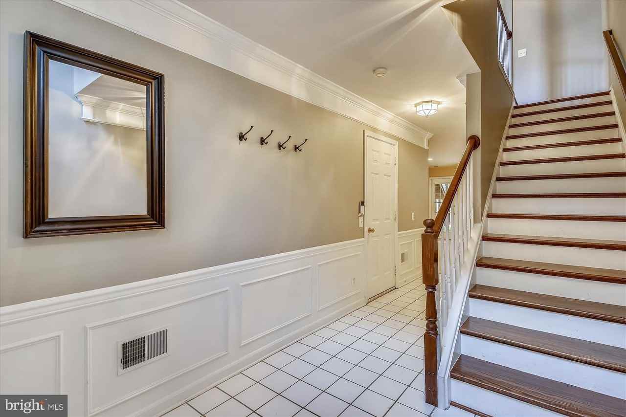 5413 Summer Leaf Ln - Photo 2 of 50