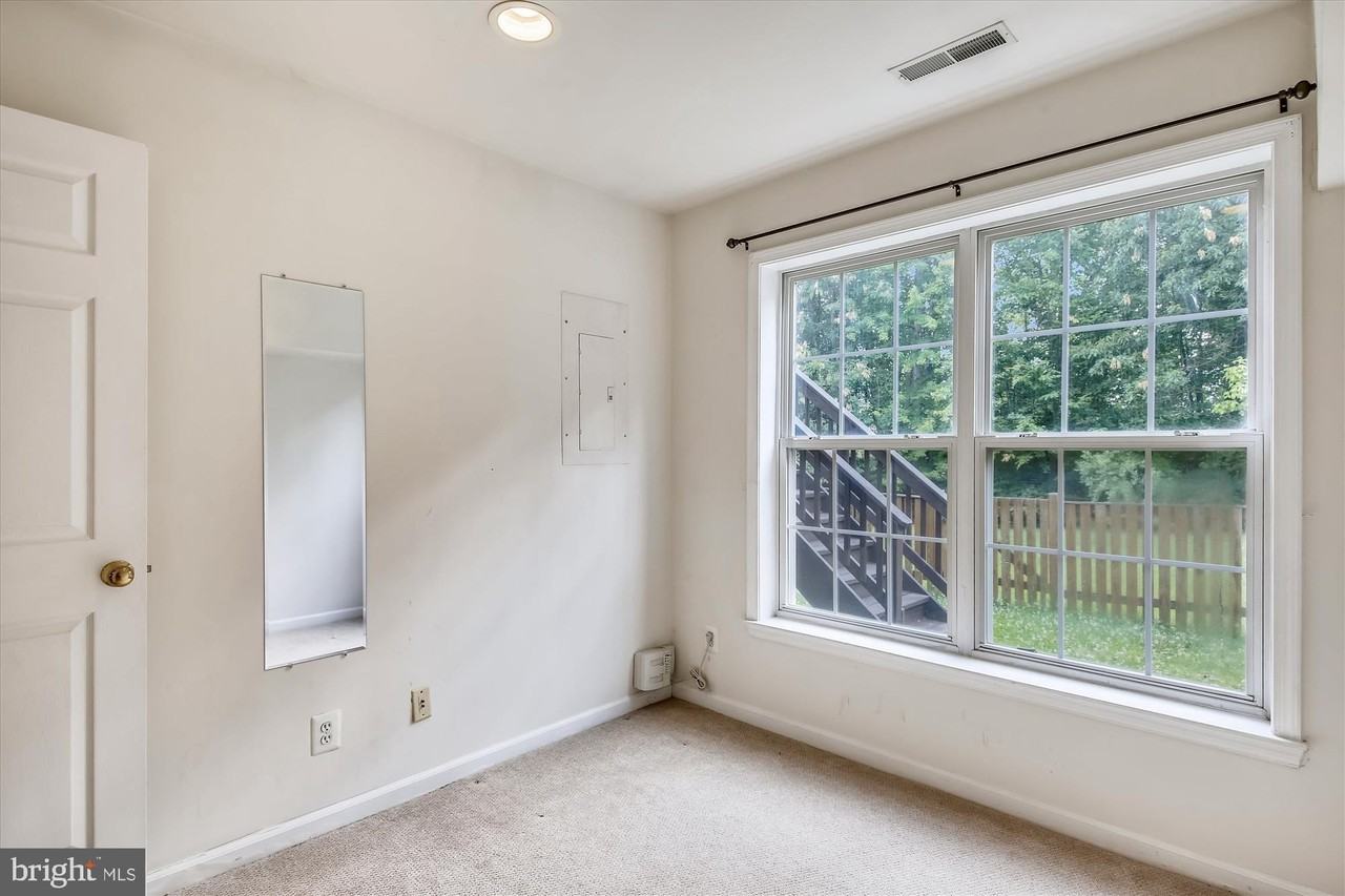 5413 Summer Leaf Ln - Photo 6 of 50
