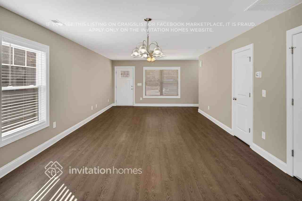 298 Vance Dr Ne - Photo 4 of 29