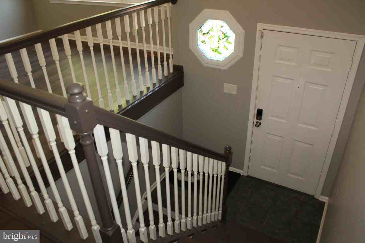 310 Huckstep Ave - Photo 7 of 50