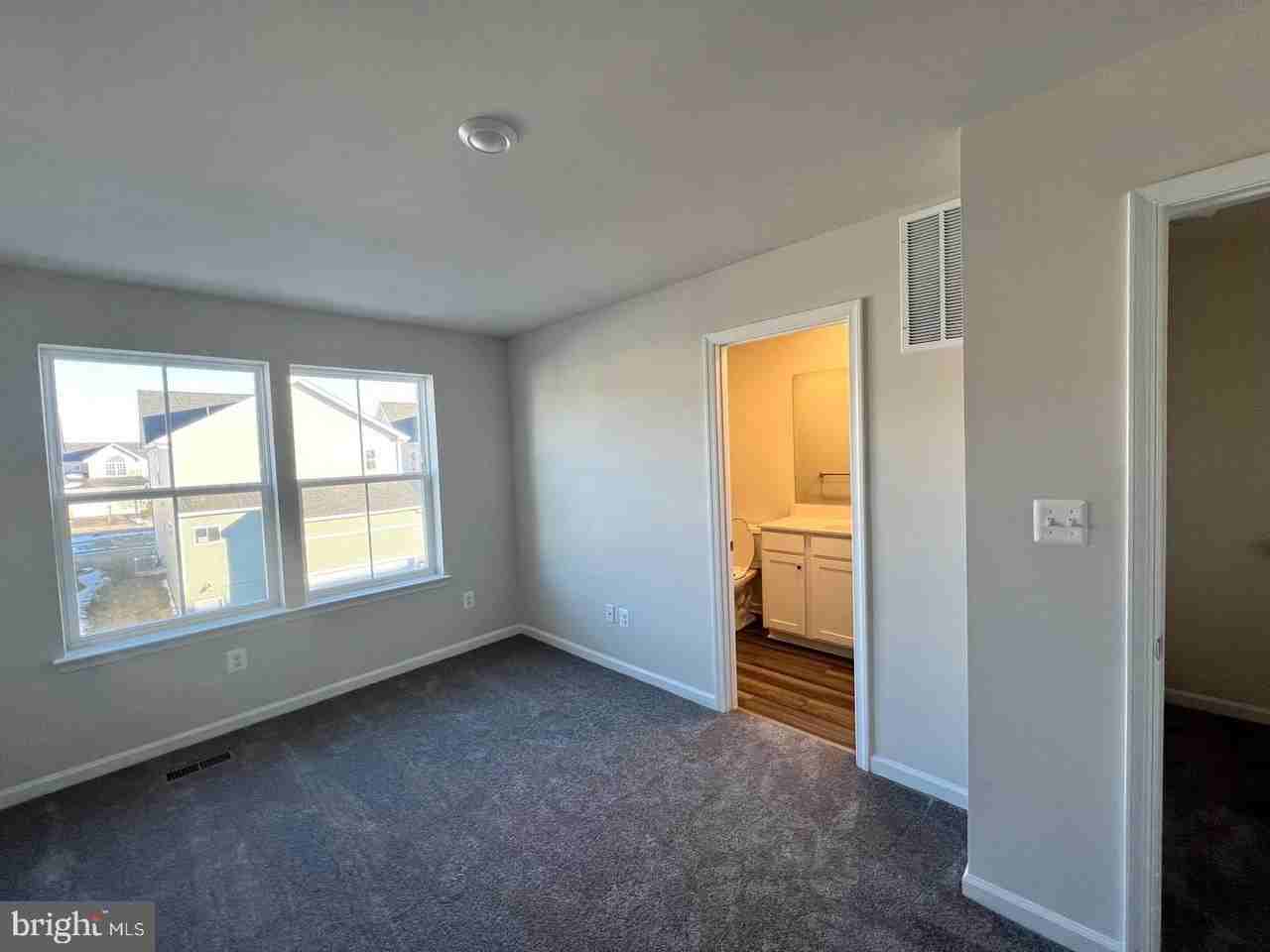 1326 Cedar Valley Rd - Photo 7 of 9