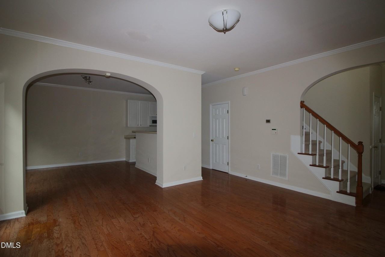 2517 Valley Haven Dr - Photo 6 of 21