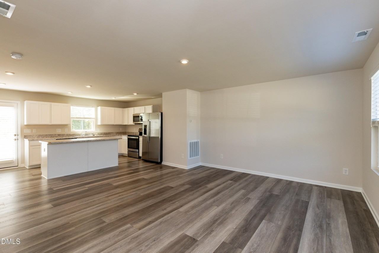 152 Bird Dog Dr - Photo 3 of 31