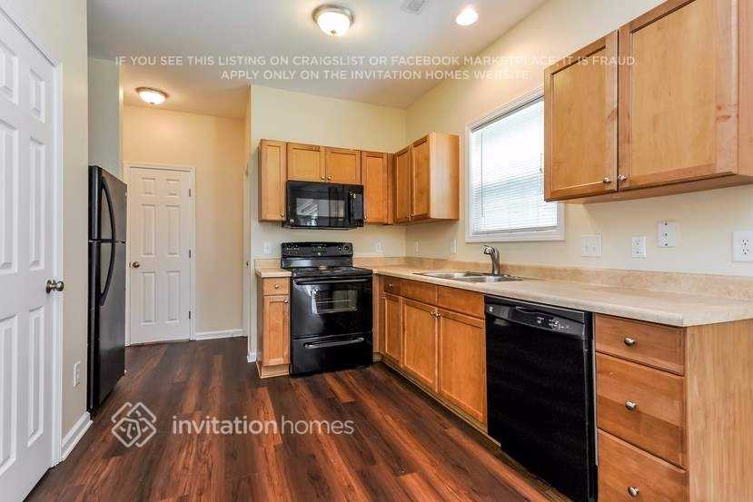 3124 Trassacks Dr - Photo 5 of 17