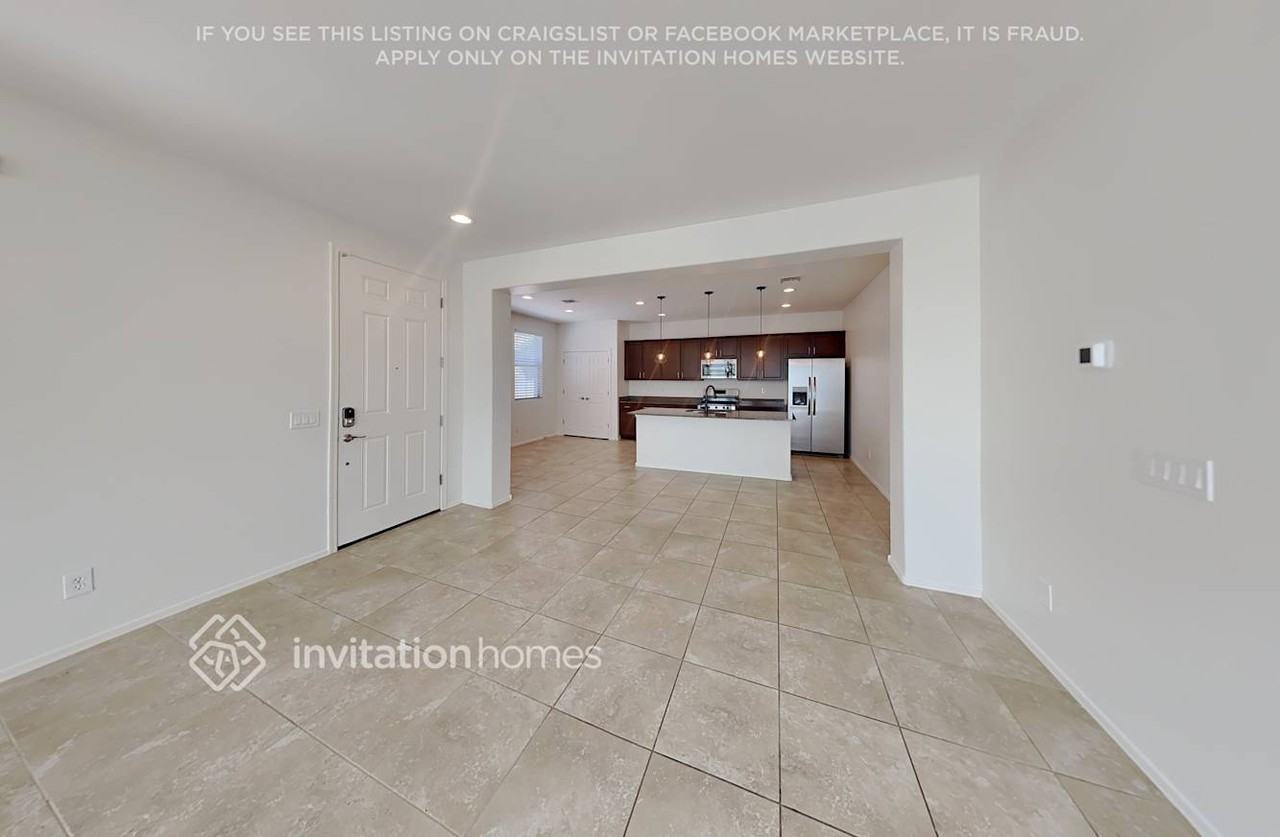 162 N Sandal - Photo 5 of 19