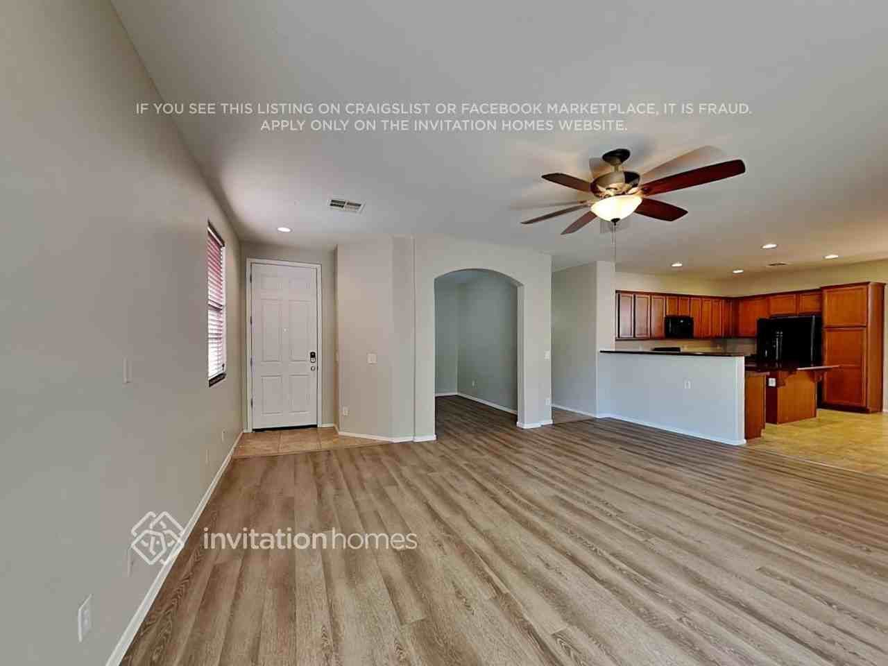18016 W Palo Verde Ave - Photo 4 of 20