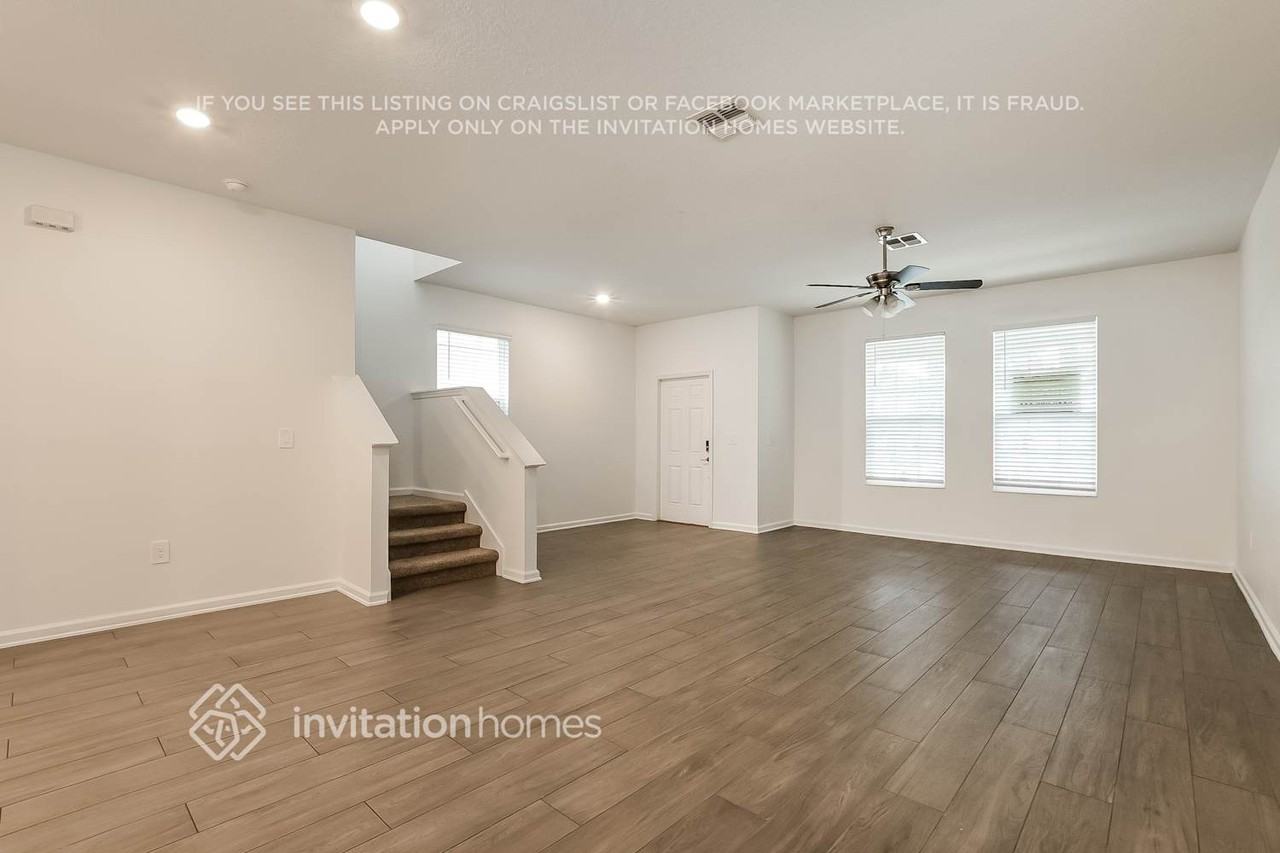 1559 Cross Prairie Pkwy - Photo 4 of 18