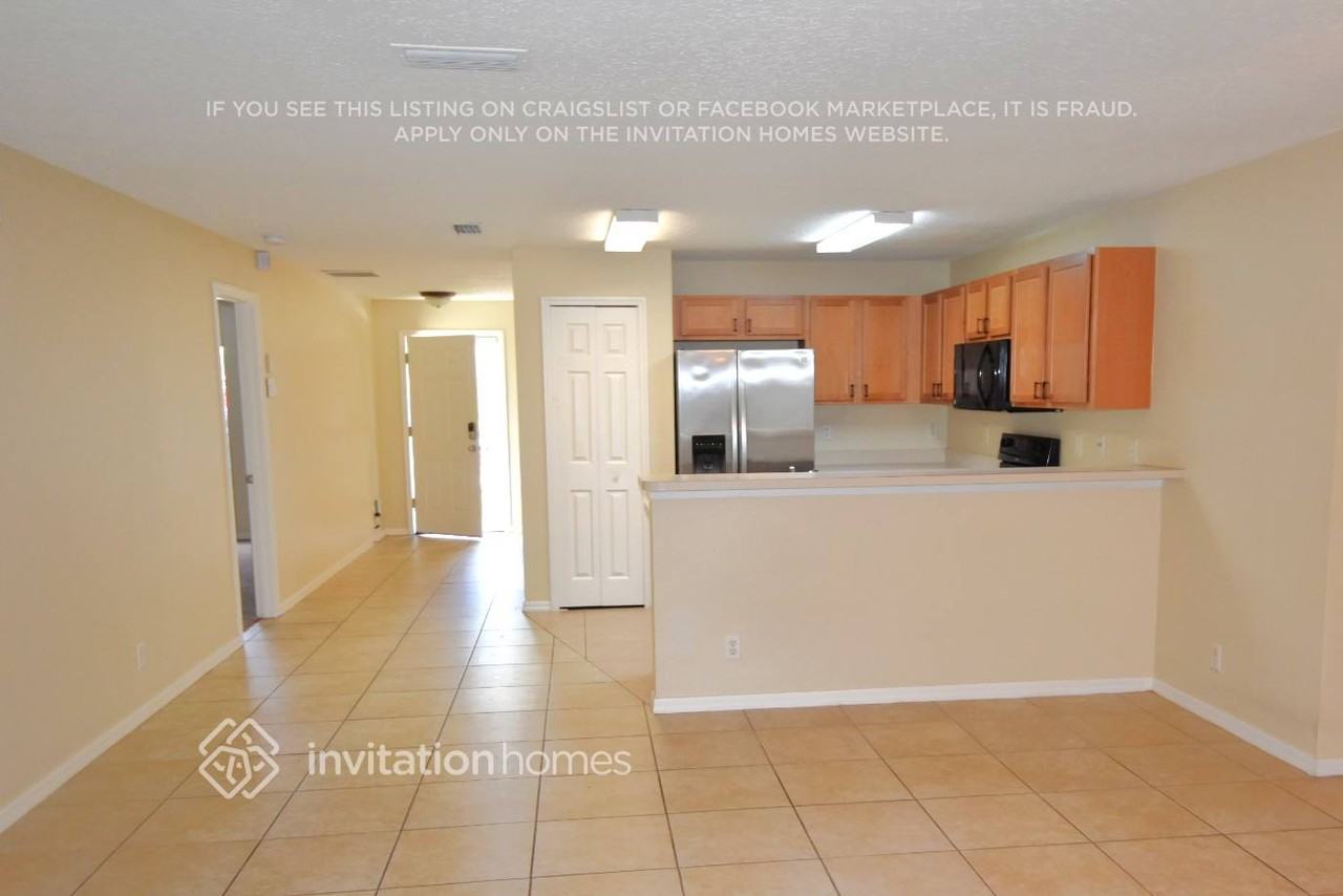 2321 Sw Kent Cir - Photo 4 of 12