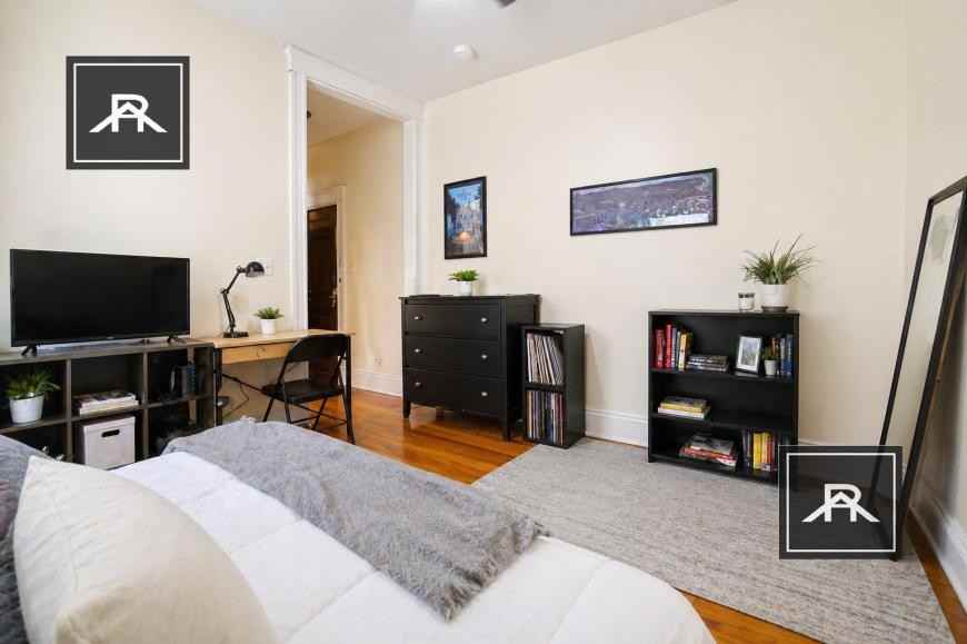311 Allston St - Photo 4 of 5
