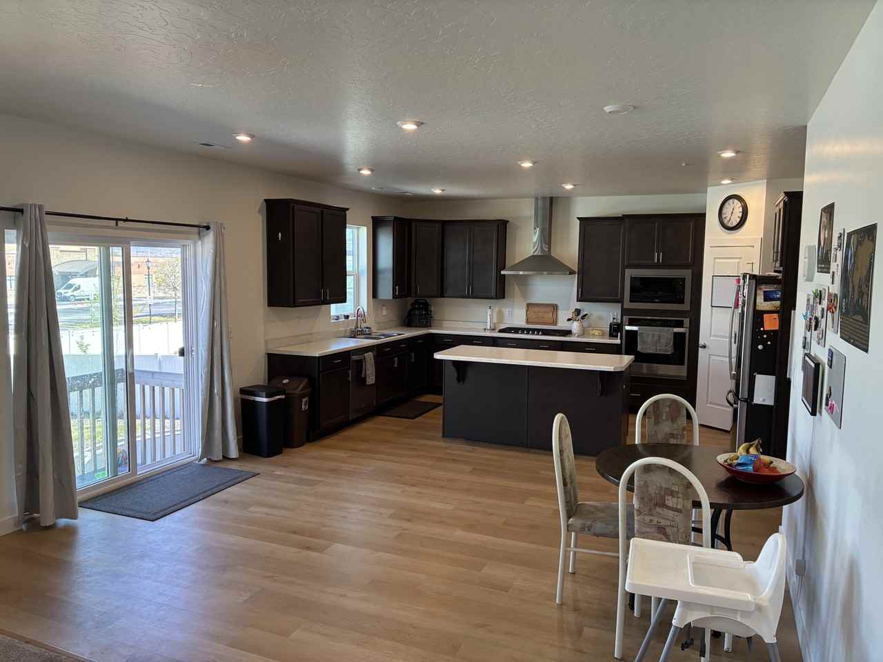 724 W Blue Mountain Dr - Photo 3 of 20