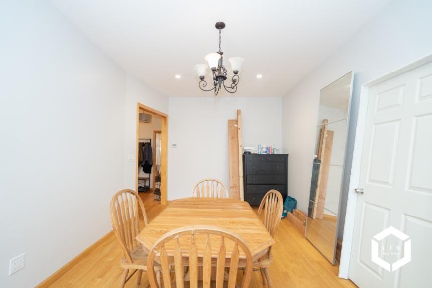 3322 12th Ave - Photo 2 of 10