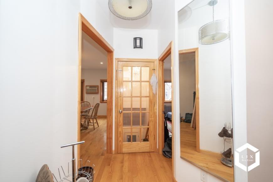 3322 12th Ave - Photo 3 of 10