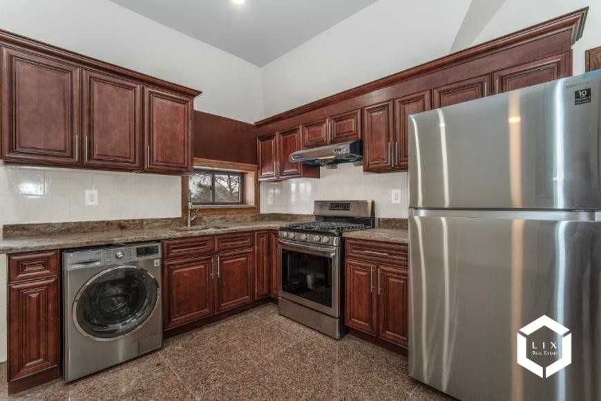 87 Tehama St - Photo 6 of 10