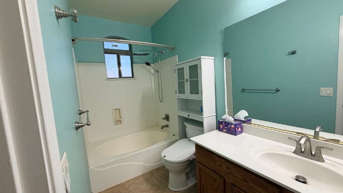21756 N Reis Dr - Photo 3 of 22