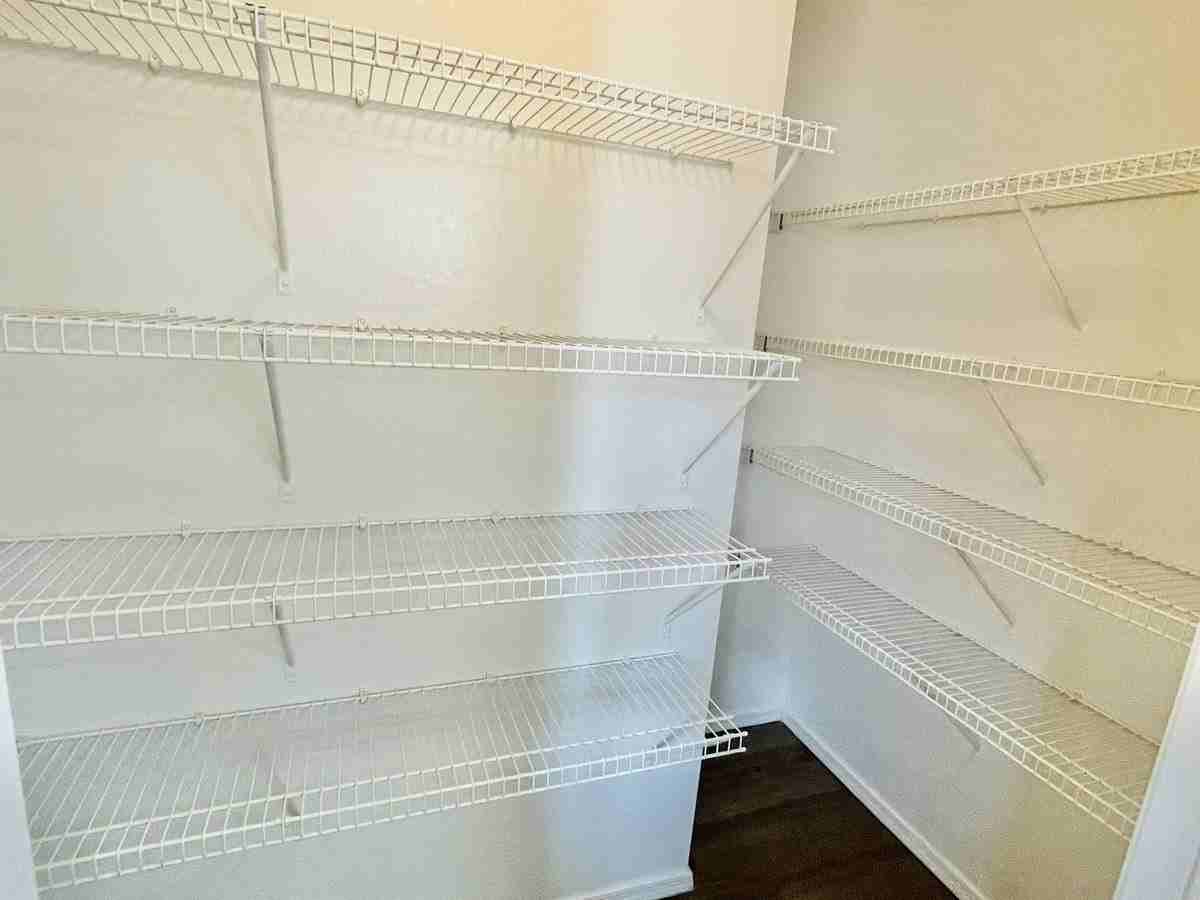 37154 W Amalfi Ave - Photo 5 of 25