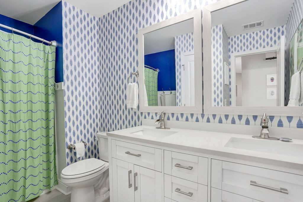 815 Waterways Pkwy S - Photo 7 of 43