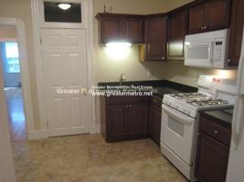 featured image of 9 Noyes Pl #1