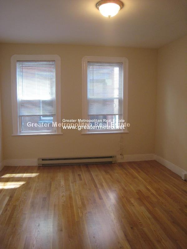 9 Noyes Pl #1 - Photo 7 of 15