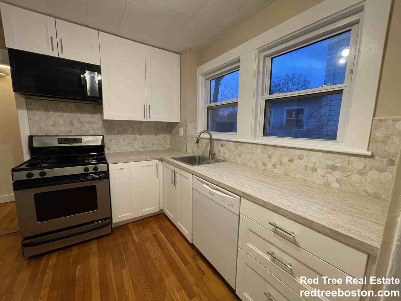 22 Cresthill Rd - Photo 5 of 42