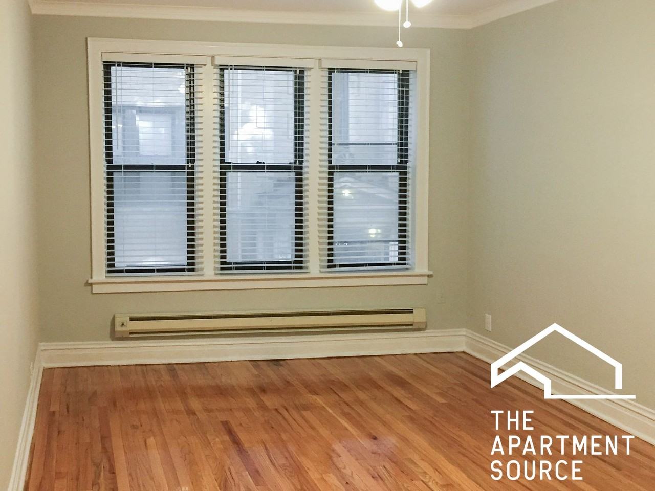 623 W Melrose St #M1 - Photo 2 of 11
