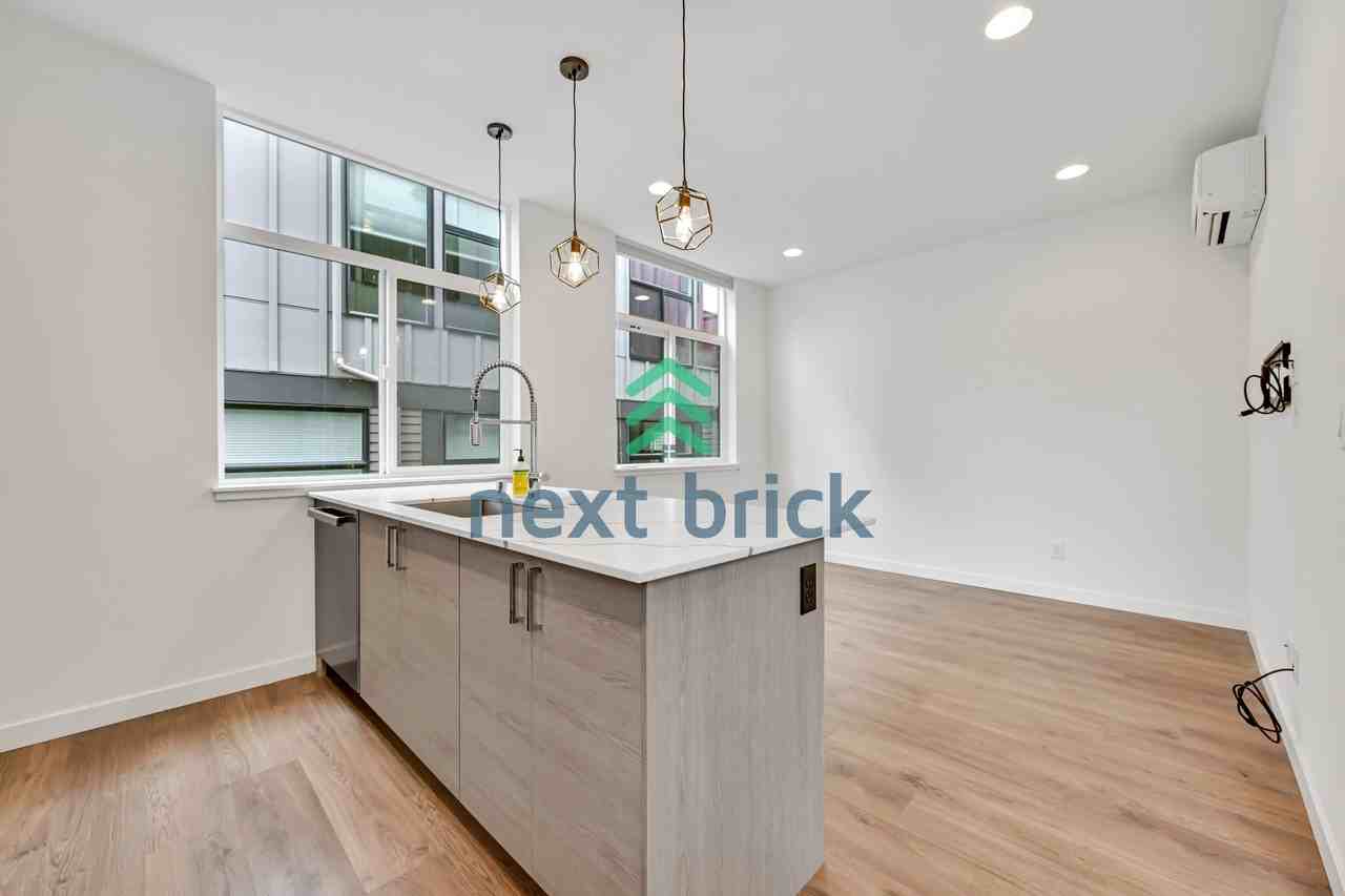 1907 15th Ave S #B - Photo 5 of 21