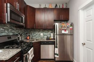1338 W Huron St #3F - Photo 1 of 1