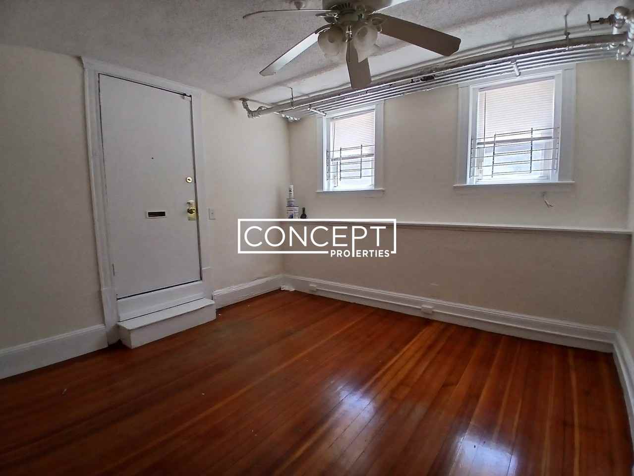 17 Barrows St #B - Photo 2 of 8