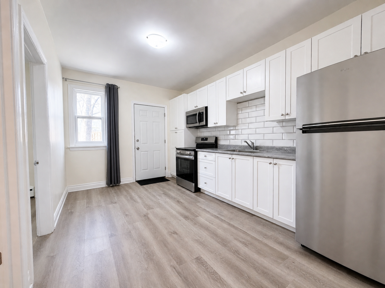 43 Centre St #2 - Photo 5 of 9