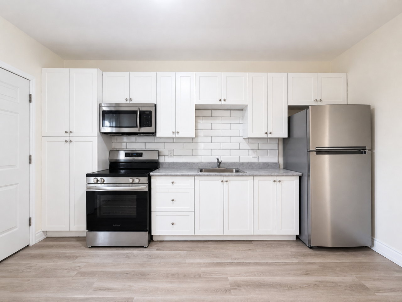 43 Centre St #2 - Photo 7 of 9